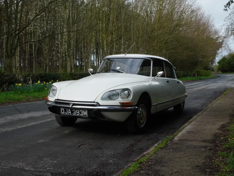 Citroën DS: Models and Specs (4/4)