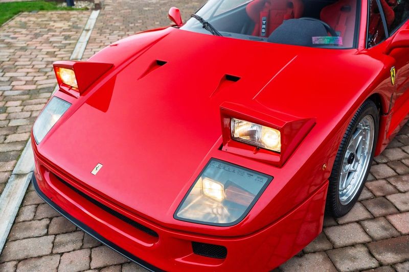 Ferrari F40: Models, Specs, and Buyer's Guide (1/4)