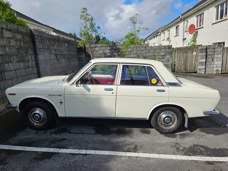 Datsun 510: Models and Specs (2/4)