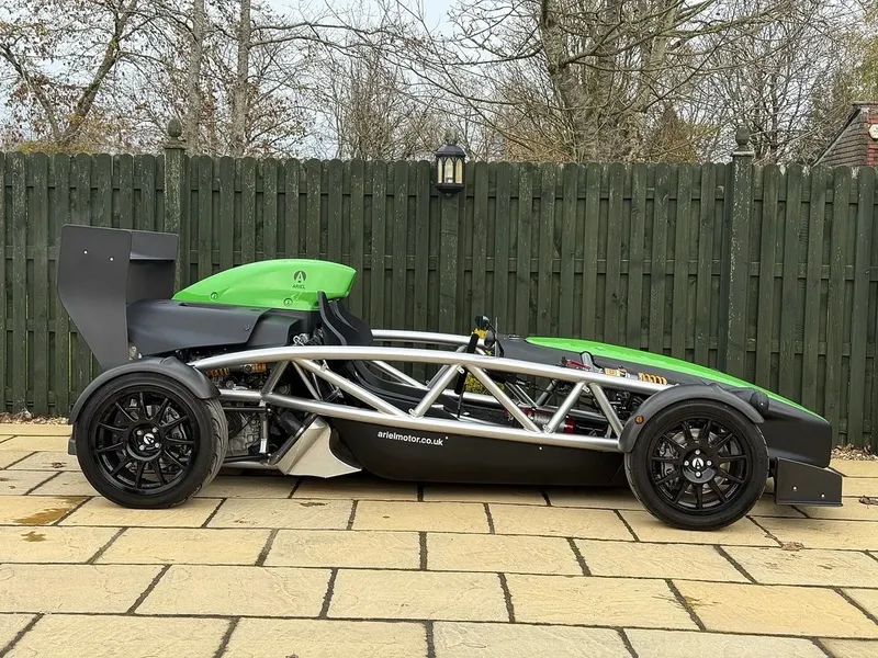 Ariel Atom: Models and Specs (3/4)