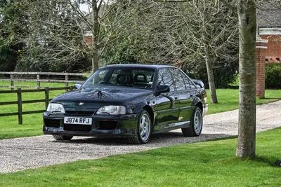 Lotus Carlton : modèles et fiches techniques