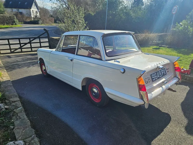 Triumph Herald: Models and Specs (1/4)