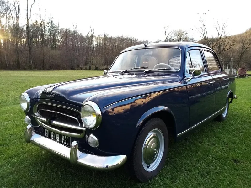 Peugeot 403: Models and Specs (4/4)