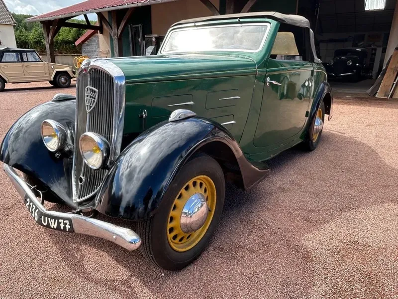 Classic Peugeot 301: Models and Specs (3/4)