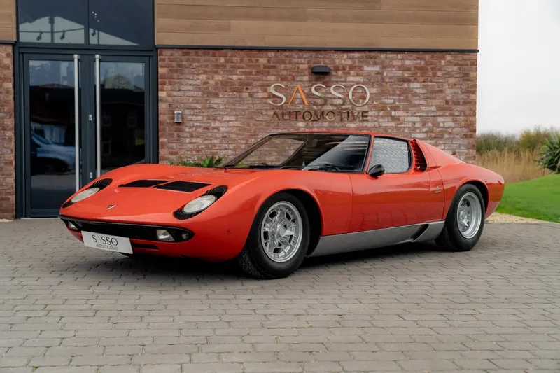 Lamborghini Miura: Models and Specs (4/4)