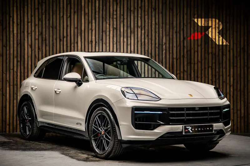 Porsche Cayenne : modèles et fiches techniques (4/4)
