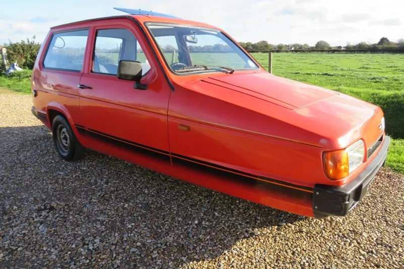 Reliant Robin: Models and Specs (4/4)