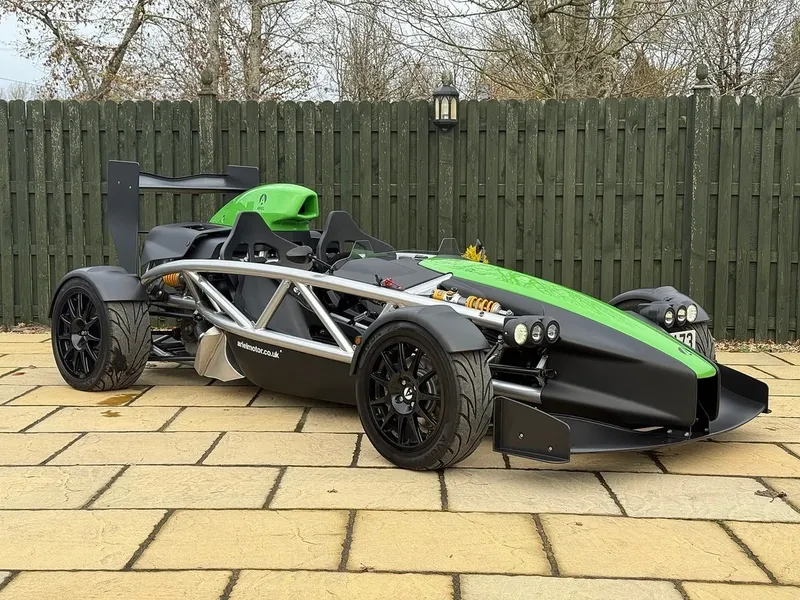 Ariel Atom: Models and Specs (1/4)