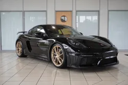 Porsche Cayman GT4