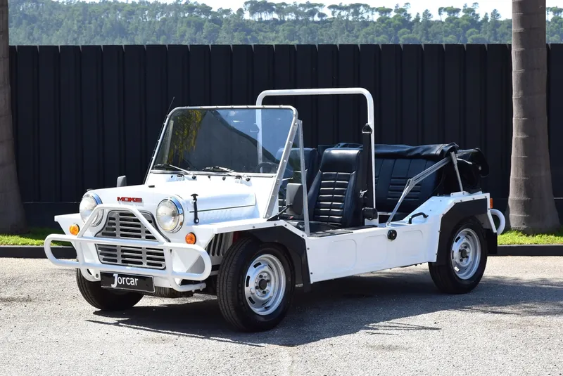 Mini Moke: Models and Specs (2/4)