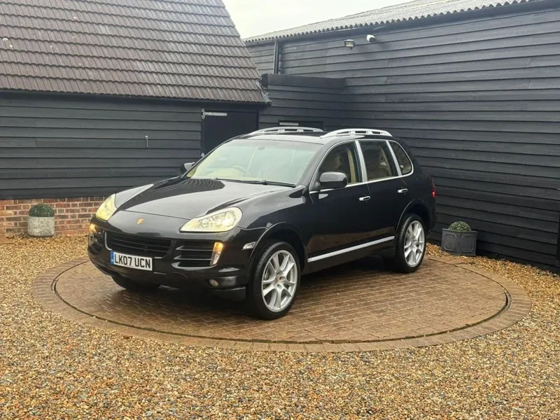 Porsche Cayenne : modèles et fiches techniques (2/4)