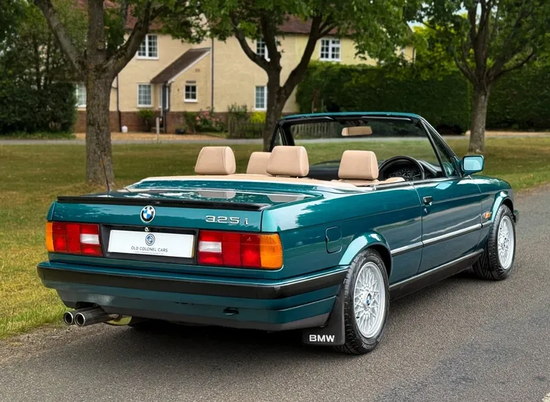 BMW 3 Series E30 (1982–1994): Models and Specs (1/4)