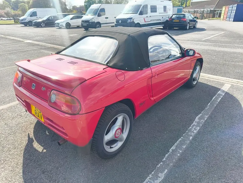 Honda Beat: Models and Specs (2/4)