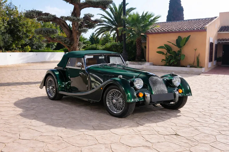 Morgan Roadster: Models and Specs (4/4)
