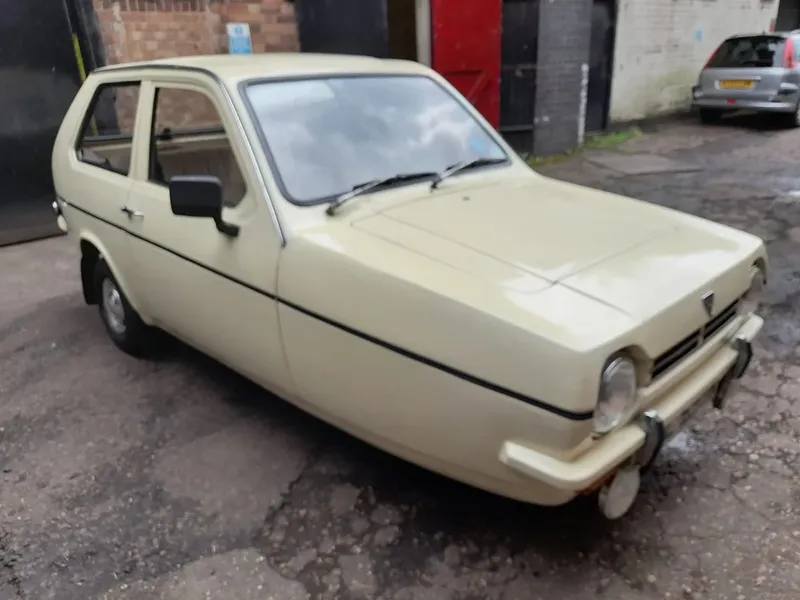 Reliant Robin: Models and Specs (1/4)