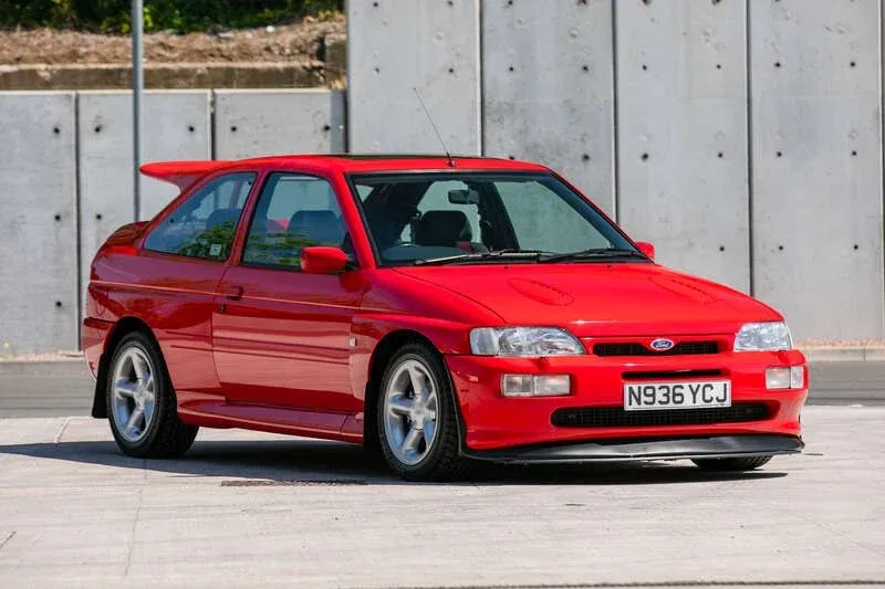 Ford Escort RS Cosworth: Models and Specs (4/4)
