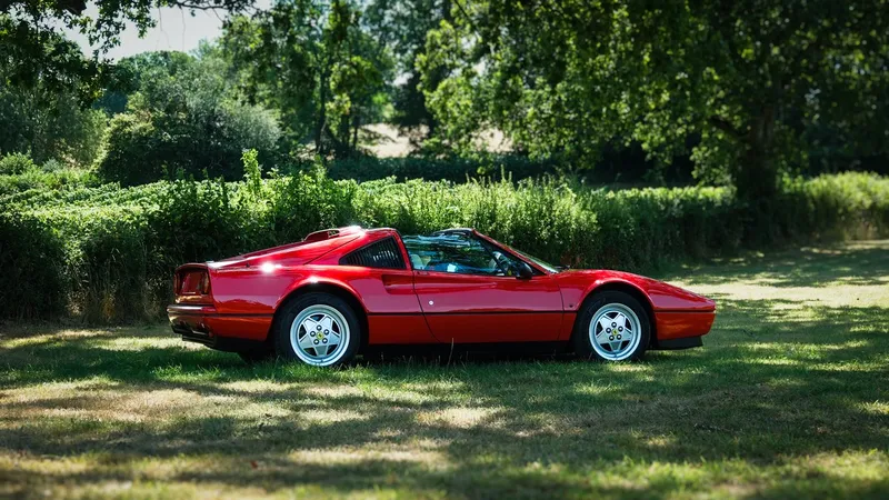 Ferrari 328: Models and Specs (2/4)