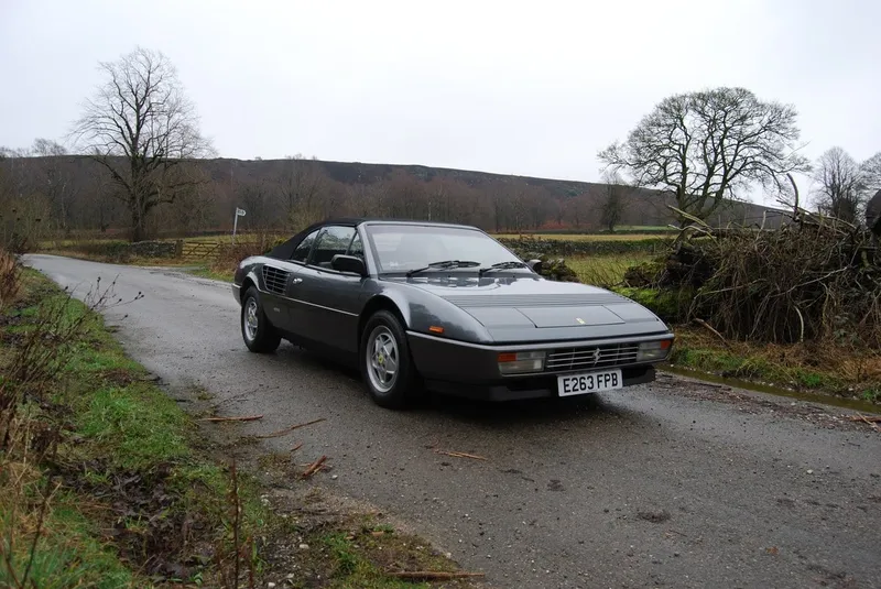 Ferrari Mondial: Models and Specs (1/4)