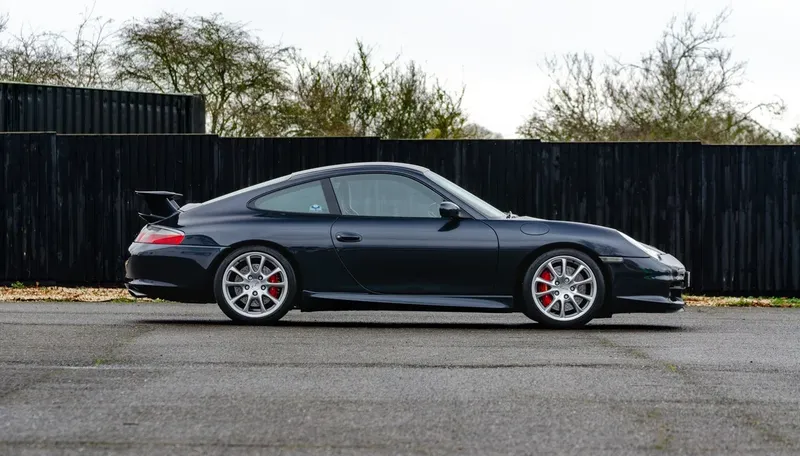 Porsche 996 GT3: Models and Specs (3/4)