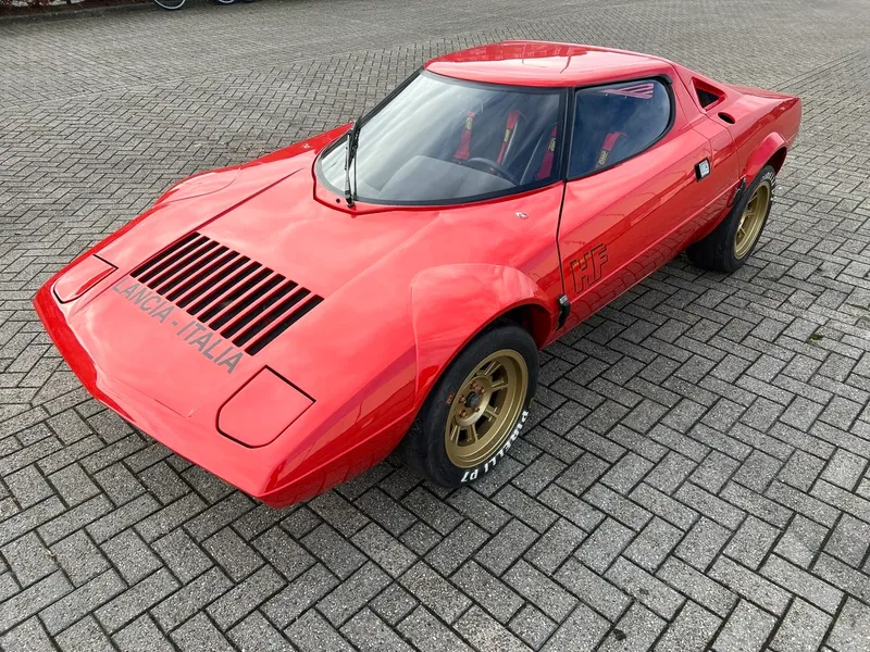 Lancia Stratos : modèles et fiches techniques (4/4)