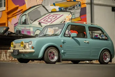 Nissan Pao: Models and Specs