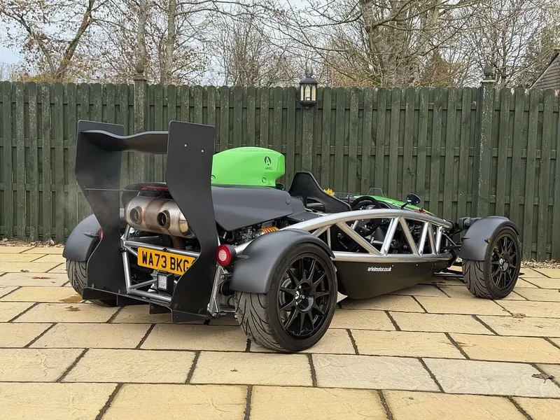 Ariel Atom: Models and Specs (2/4)